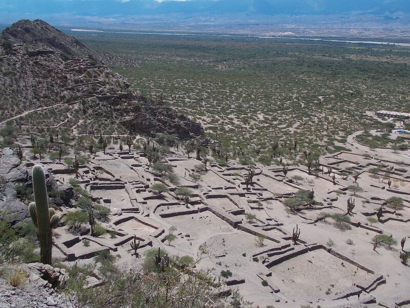 Las Ruinas de Quilmes, ubicadas en el Valle Calchaquí, son un destino turístico destacado en Argentina (Fuente: Tucumán Turismo)