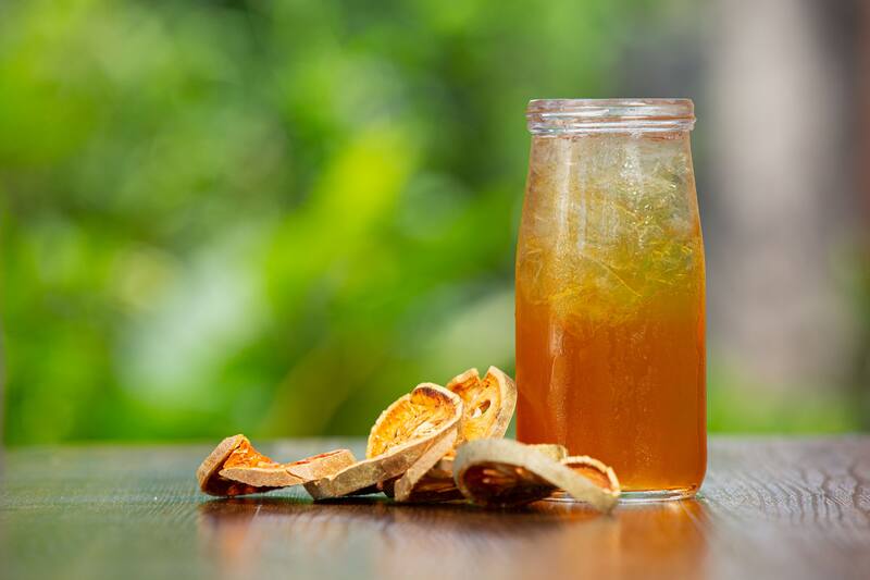 El agua de tamarindo trae grandes ventajas para la salud. Fuente: Freepik