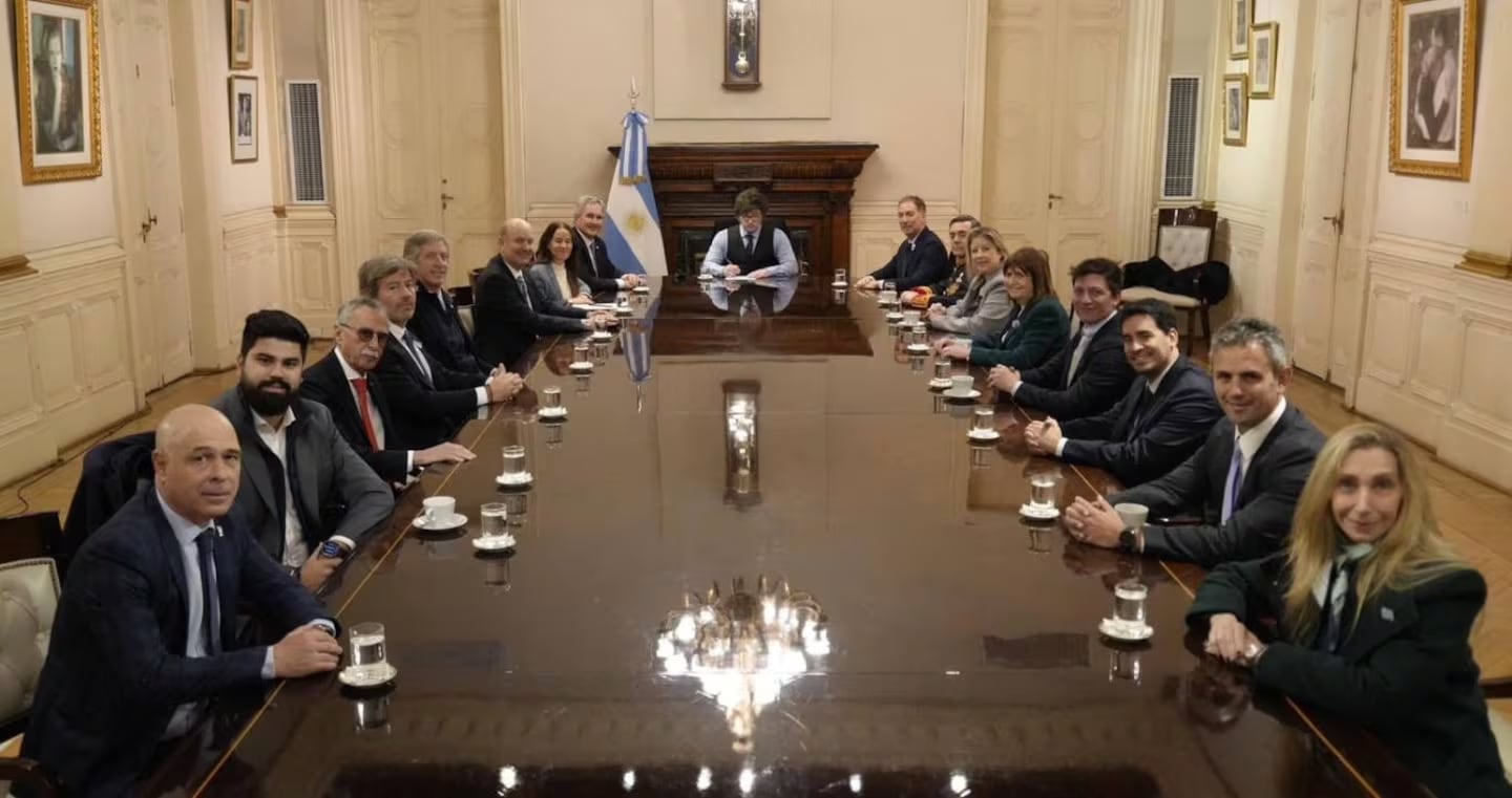 Malvinas y mercado de capitales: los ejes calientes en la reunión de Gabinete y qué se definió