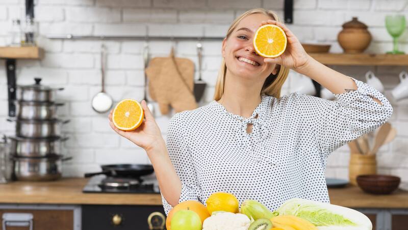 La vitamina C presente en este alimento ayuda a fortalecer el sistema inmunológico.