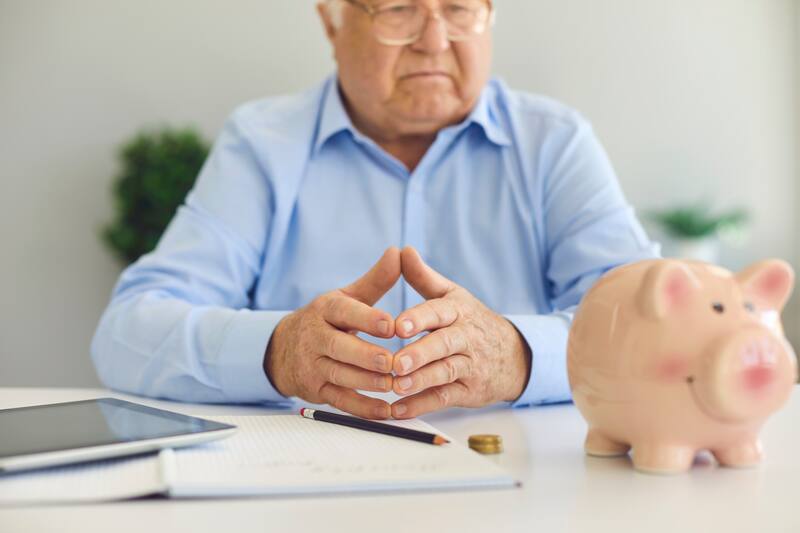 A partir de noviembre inicia devolución de fondos a pensionados: todo lo que debes saber. Fuente: Shutterstock.