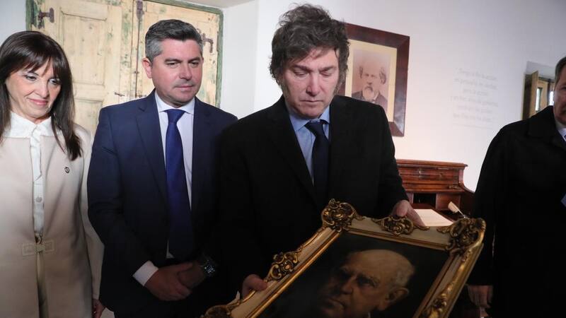 <div class="migrated-promo-image__description"><div class="migrated-promo-image__source">Fuente: Presidencia</div></div>