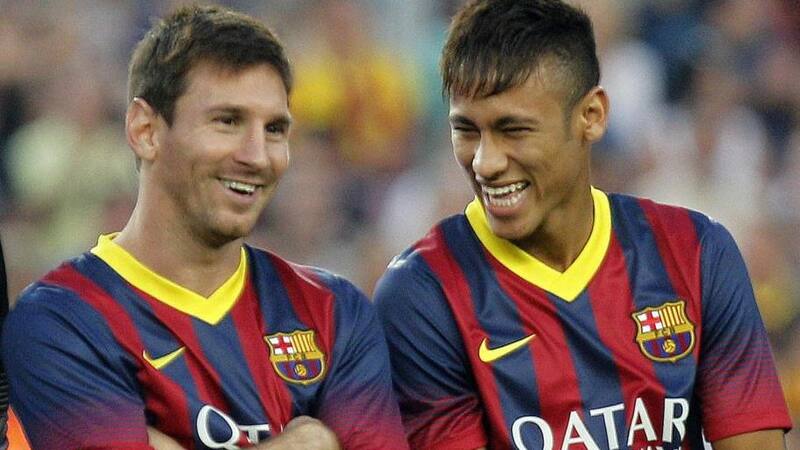 Otros tiempos, cuando Messi y Neymar jugaban juntos en el Barcelona. Todavía son los jugadores más caros