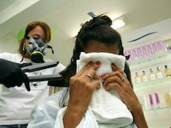 Adiós a la plancha de pelo: expertos aseguran que son muy peligrosas para la salud y pueden provocar dificultades respiratorias