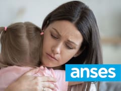 ANSES confirmó qué pasa con la AUH si el titular empieza a trabajar en blanco