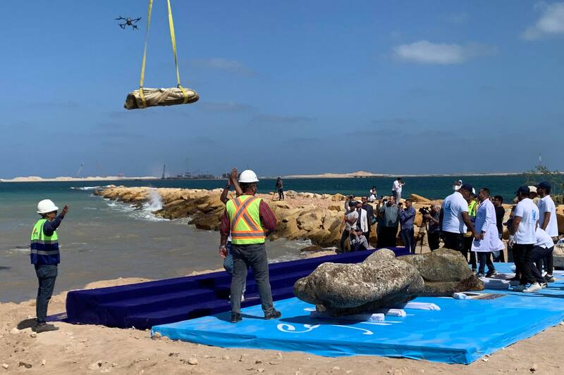 El hallazgo incluye templos, viviendas, depósitos de agua, estanques para peces y un muelle de 125 metros. (Foto: EFE)