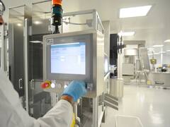 Insud, el laboratorio de Hugo Sigman, se convierte en el mayor fabricante de un medicamento clave