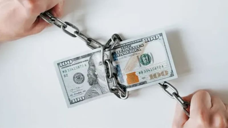 Se despiden las cuentas bancarias en dólares: bloqueo masivo a los ahorristas que no cumplan con este requisito.