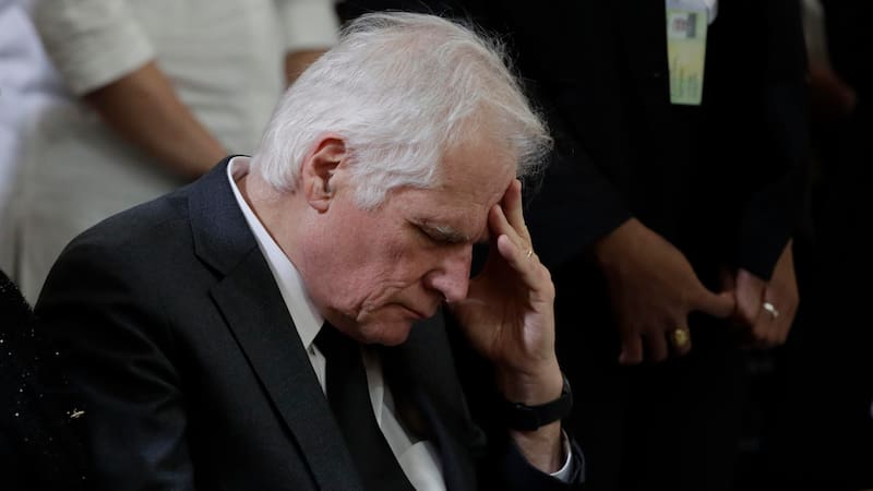 Padre de Miguel Uribe Turbay le pide a Donald Trump que no le ponga aranceles a Colombia: que ponga a Gustavo Petro "en su lugar".