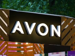 Natura vende Avon International por 1 libra esterlina