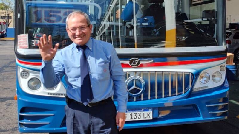 Rogelio López comenzó a trabajar como conductor cuando tenía 21 años. (Foto: gentileza Rogelio López).