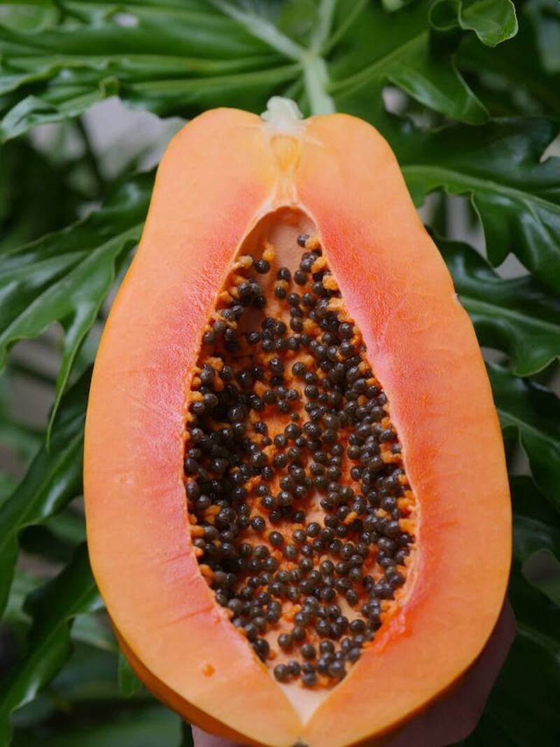 Papaya abierta. Fuente: Pixabay.