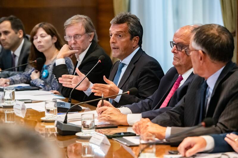 Massa y Bahillo buscan estimular las exportaciones de las economías regionales