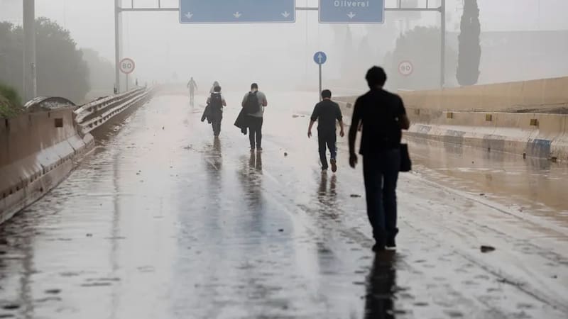 Cierran todas las escuelas en 40 municipios por la llegada de una fuerte tormenta.