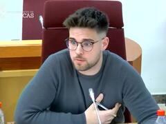 Echaron a un concejal de la juventud que se ofrecía como "esclavo sexual"