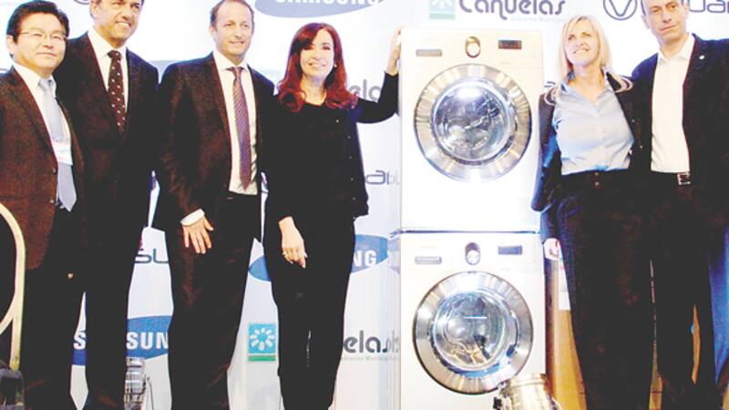 La presidente inauguró la planta