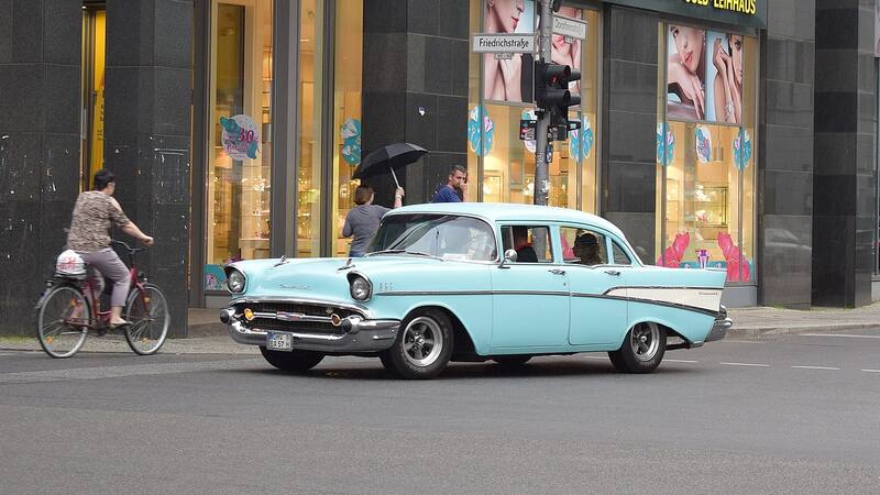 Atención conductores: los coches con estas matrículas podrían recibir multas de hasta 6000 euros de la DGT.