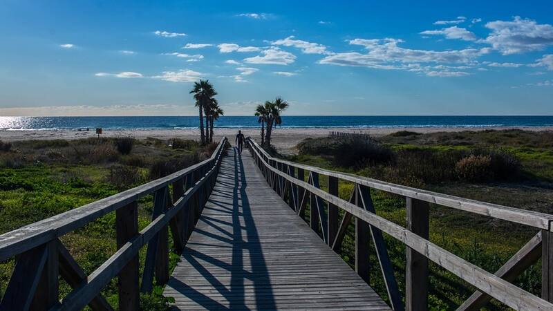 Cádiz cuenta con destinos variados para una buena escapada de un día.