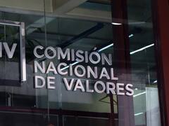 CNV: tres nuevas regulaciones en una semana, el impacto en el Mercado de Capitales y el público inversor