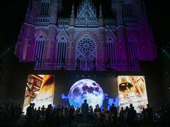 Ante una multitud, la Catedral platense recuperó su esplendor con un espectáculo sinfónico y mucha emoción