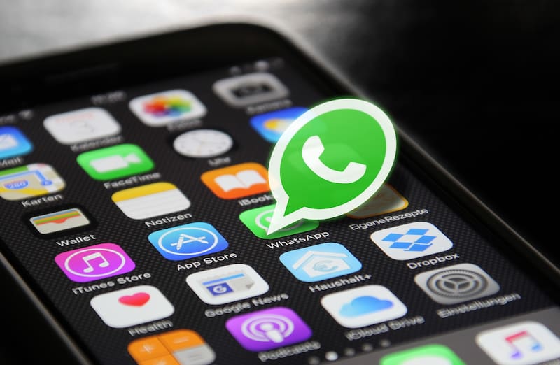 Los audios de WhatsApp pueden ser escuchados de diferentes maneras en el móvil o bien en el ordenador.