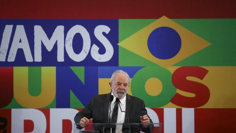 En el entorno de Lula creen que con la diferencia actual, de 46 a 35 por ciento, es mejor no participar aunque nadie lo ha dicho oficialmente aún.