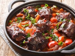 Rabo de toro a la cordobesa: la receta auténtica para preparar este emblemático plato andaluz