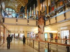 Los shoppings van a la Justicia para que les permitan reabrir