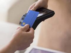 Ya se puede pagar en dólares con tarjeta: cómo hacerlo