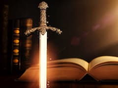 Golpe a la historia: desapareció la conocida espada Excalibur y temen el peor final para esta mítica reliquia medieval