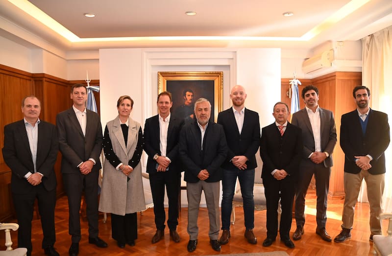 Genneia anunció la inversión de u$s 250 millones en una reunión con el gobernador Alfredo Cornejo