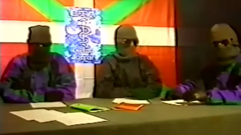 Uno de los tantos vídeos grabados por ETA durante su accionar (Fuente: Youtube / France24)