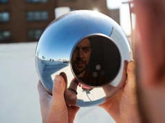 El Gobierno Nacional prohíbe a Worldcoin pagar cientos de euros por pedir datos de los ojos de todos