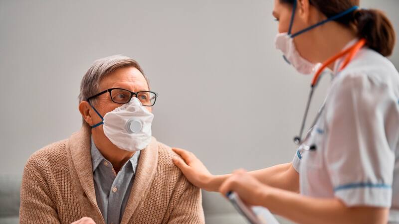 Hay ciertos grupos de riesgo que recibieron la recomendación de a aplicarse la cuarta dosis de la vacuna COVID.