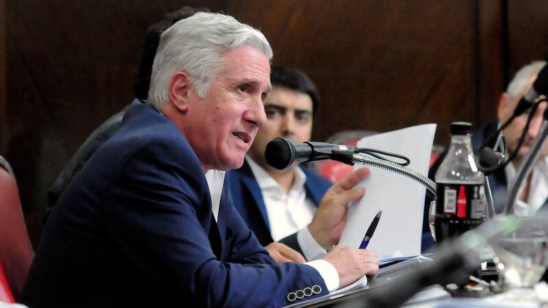 Los uniformados protestan contra la designación del exintendente de Lanús.