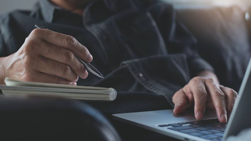 El uso de facturas electrónicas a través de las fintech crece entre profesionales y pymes.