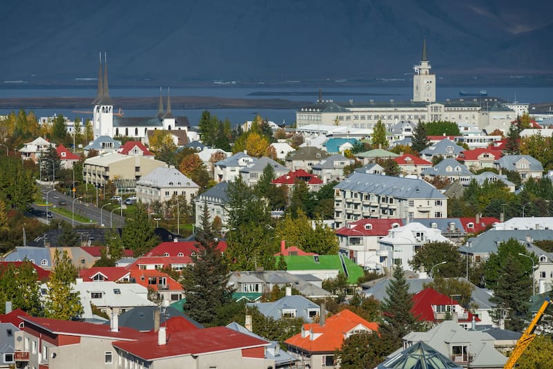 La mayoría de la población de Islandia vive en Reikiavik, la ciudad más tranquila del mundo (Fuente: Pexels)