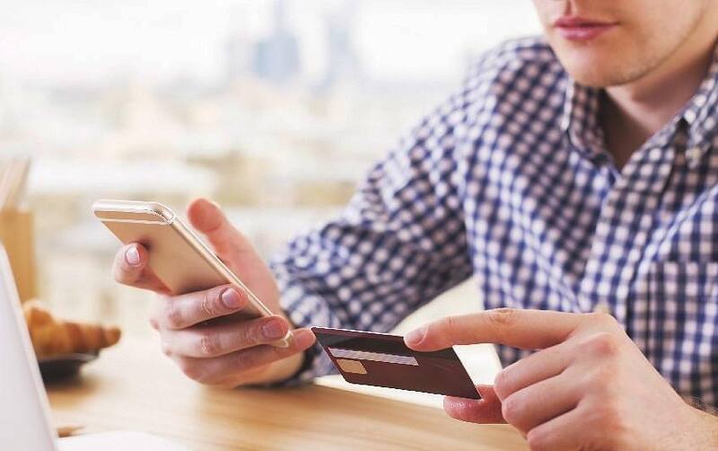 La subasta se realiza a través de la web.