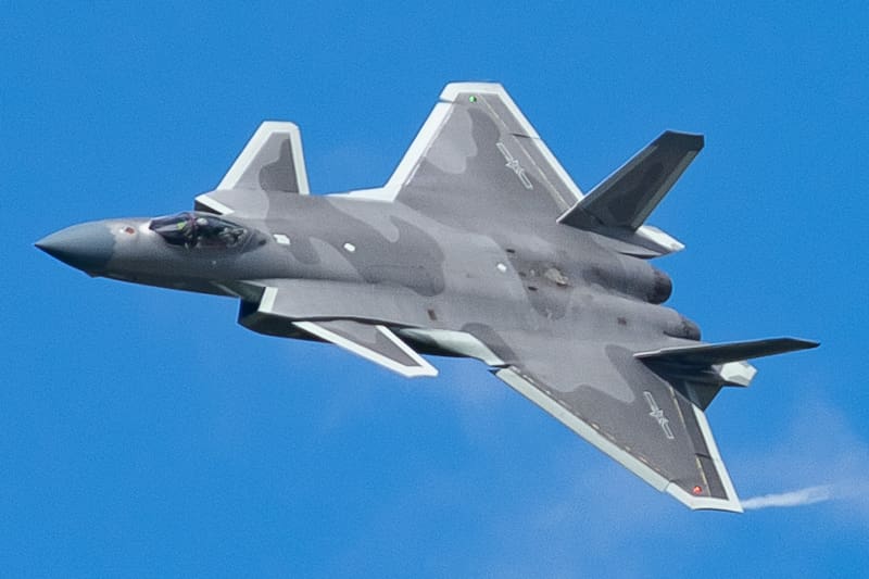 El Chengdu J-20, avión militar chino. (Fuente: Wikimedia Commons)