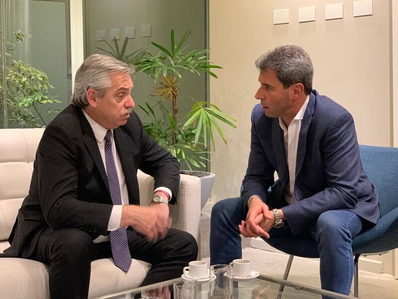 Fernández y Uñac. El gobernador de San Juan criticó las recientes medidas.