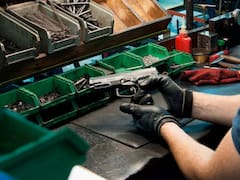 La historia detrás de Bersa, la empresa argentina que fabrica 100.000 armas por año
