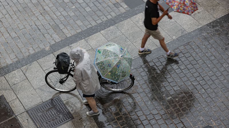 El aviso, vigente hasta las 18:00 hora peninsular, contempla acumulaciones de hasta 20 litros por metro cuadrado.
