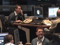 YPF cae casi 6% y arrastra al Merval a pérdidas de más de 2%