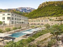 Richard Branson abre un nuevo y espectacular hotel de lujo: cómo es y dónde queda