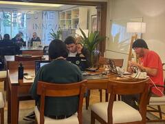 El "Gran Hermano" de los programadores: en qué trabajan 4 equipos que conviven en una casa de Belgrano