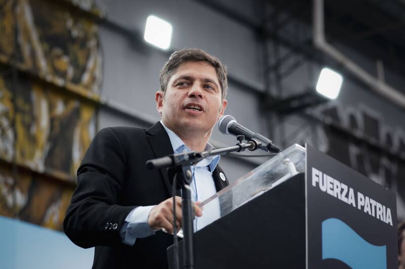 Kicillof criticó a LLA por el acto de cierre de campaña en Moreno: "Se elige un lugar que no está preparado"