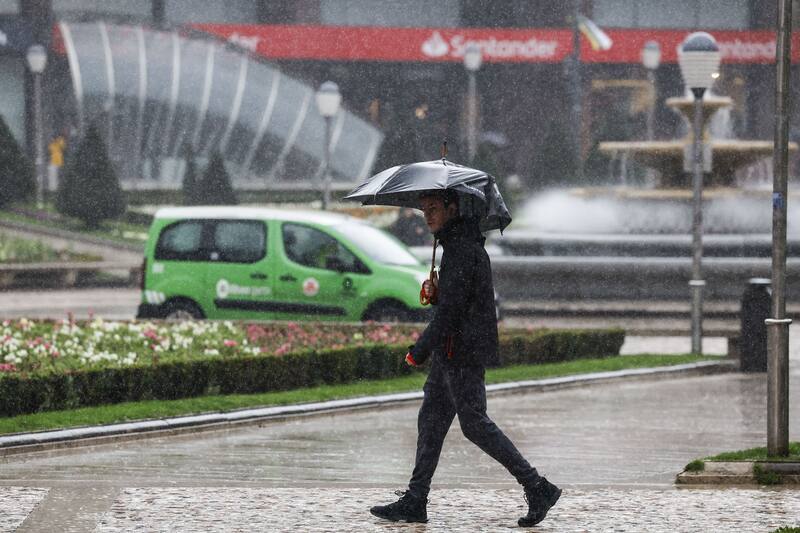 Según el portavoz de la Agencia Estatal de Meteorología, Rubén del Campo, la situación en las próximas horas, se prevé "muy adversa" en el este peninsular. (Imagen: archivo)