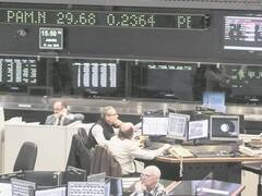 La volatilidad externa impactó en la Bolsa local, que cerró en rojo