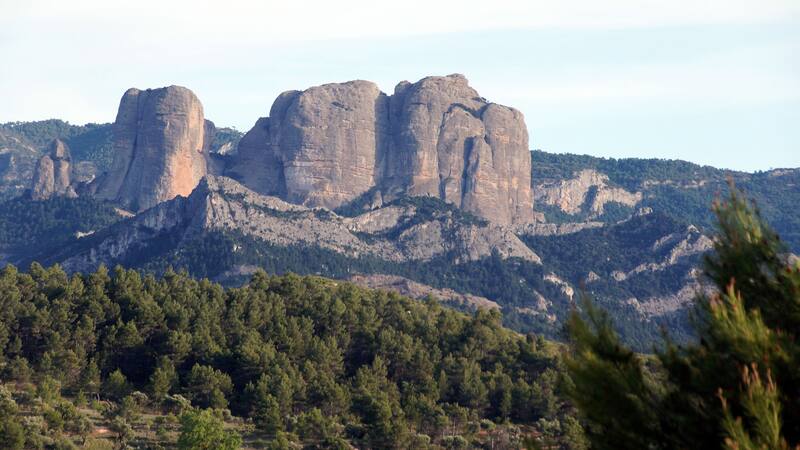 Escapada a las Roques de Benet, un paraíso natural en medio de la Cataluña rural.