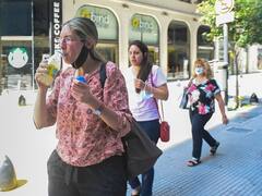 Ola de calor en Argentina, ¿a qué hora se darán los picos hoy y mañana, cuándo conviene no salir a la calle?